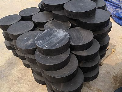 邯山区板式橡胶支座由若干层橡胶片与薄钢板经加压硫化